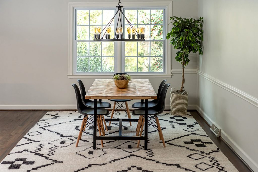 How Big Area Rug under Dining Room Table